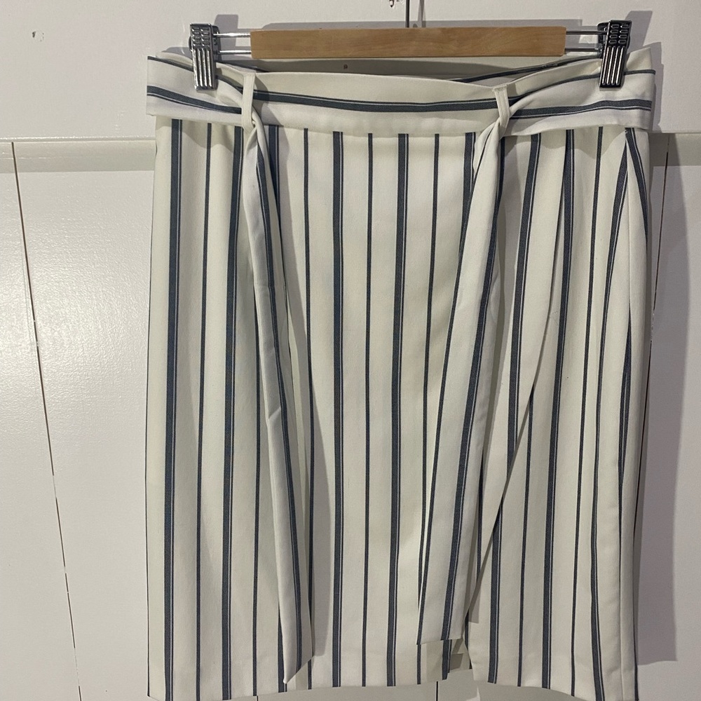 NWOT Antonio Melani Size 6